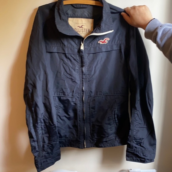 HOLLISTER RAIN JACKET - Picture 1 of 3